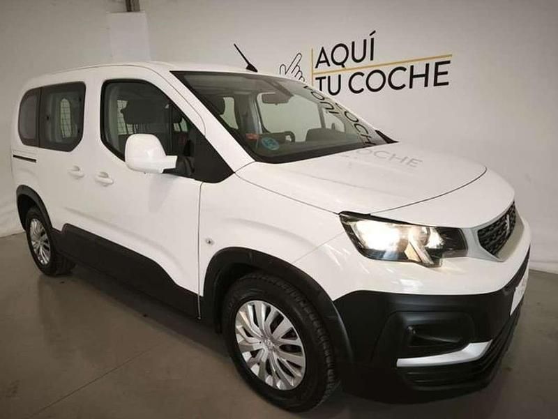 Usado Peugeot Rifter Active 110 CV (80 kW) 2021 Blanco Monovolumen