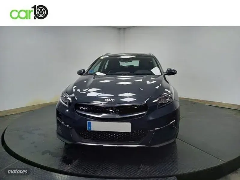 Usado Kia XCeed 141 CV (103 kW) 2021 Gris SUV
