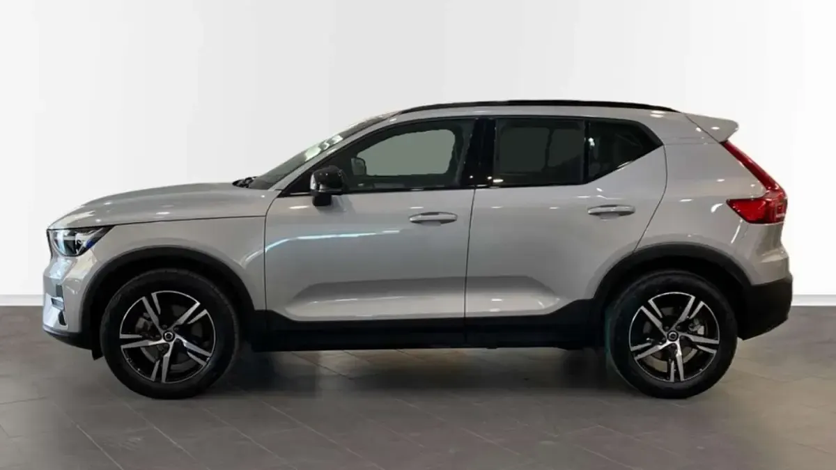Usado Volvo XC40 Plus 163 CV (119 kW) 2025 SUV