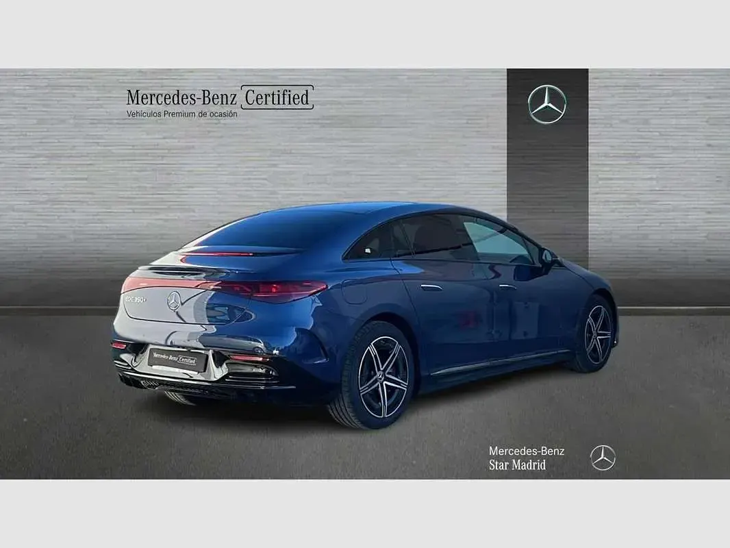 Usado Mercedes EQE350 AMG 235 kW (320 CV) 2025 Azul Berlina