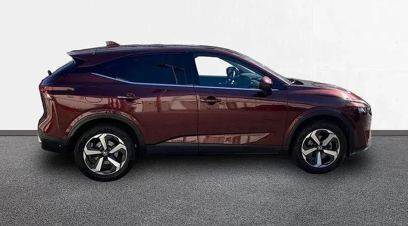 Usado Nissan Qashqai 140 CV (102 kW) 2022 Rojo SUV