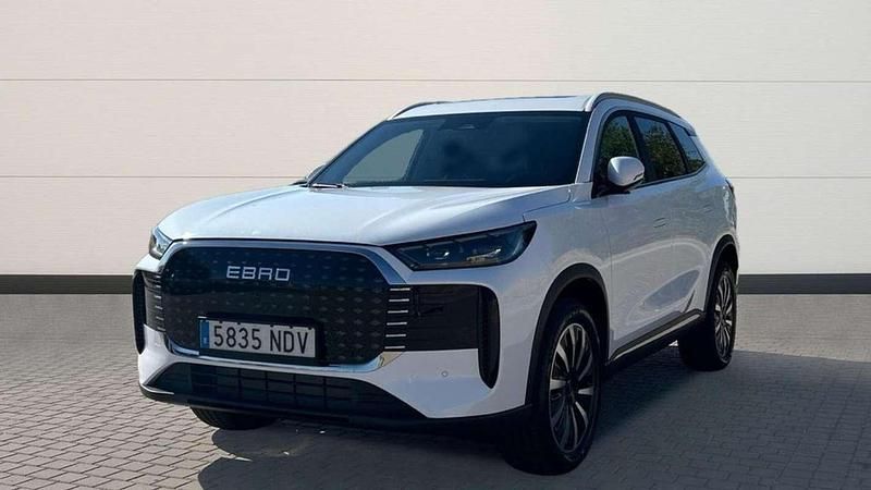 Usado Ebro s800 Luxury 283 CV (208 kW) 2025 Blanco SUV