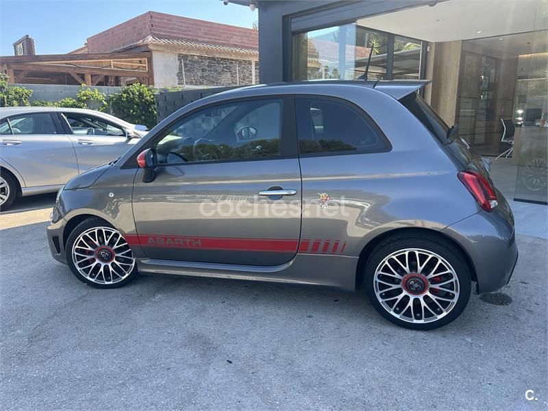 Usado Abarth 595 145 CV (106 kW) 2018 Gris / plata Utilitario