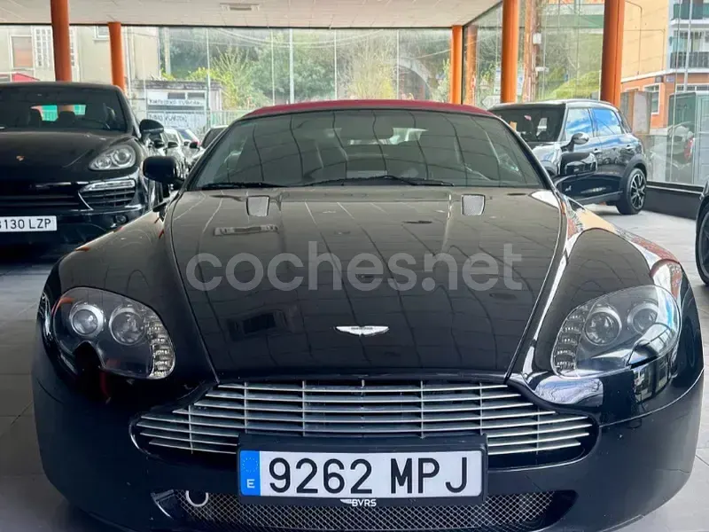 Usado Aston Martin V8 Vantage 420 CV (308 kW) 2009 Negro Descapotable