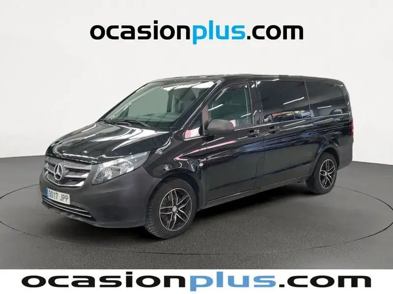 Negro Usado 2016 Mercedes Vito Monovolumen | 27.900 € (Un poco caro) - Imagen 1/4