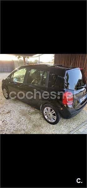 Usado Renault Grand Modus Exception 100 CV (73 kW) 2009 Negro Monovolumen