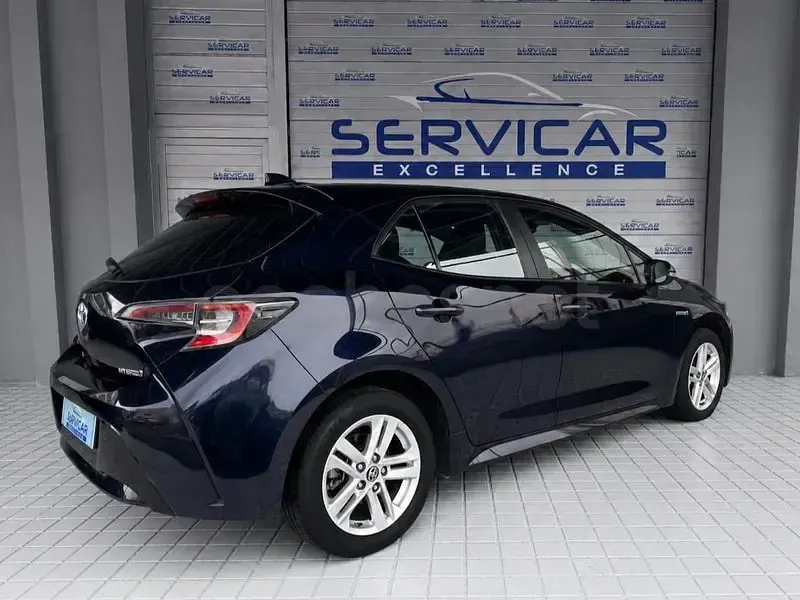 Usado Toyota Corolla Business Edition 122 CV (89 kW) 2022 Azul Berlina