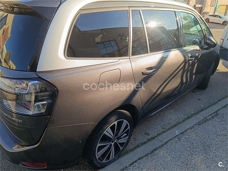 Usado Citroën C4 SpaceTourer Feel 130 CV (95 kW) 2018 Gris / plata Monovolumen
