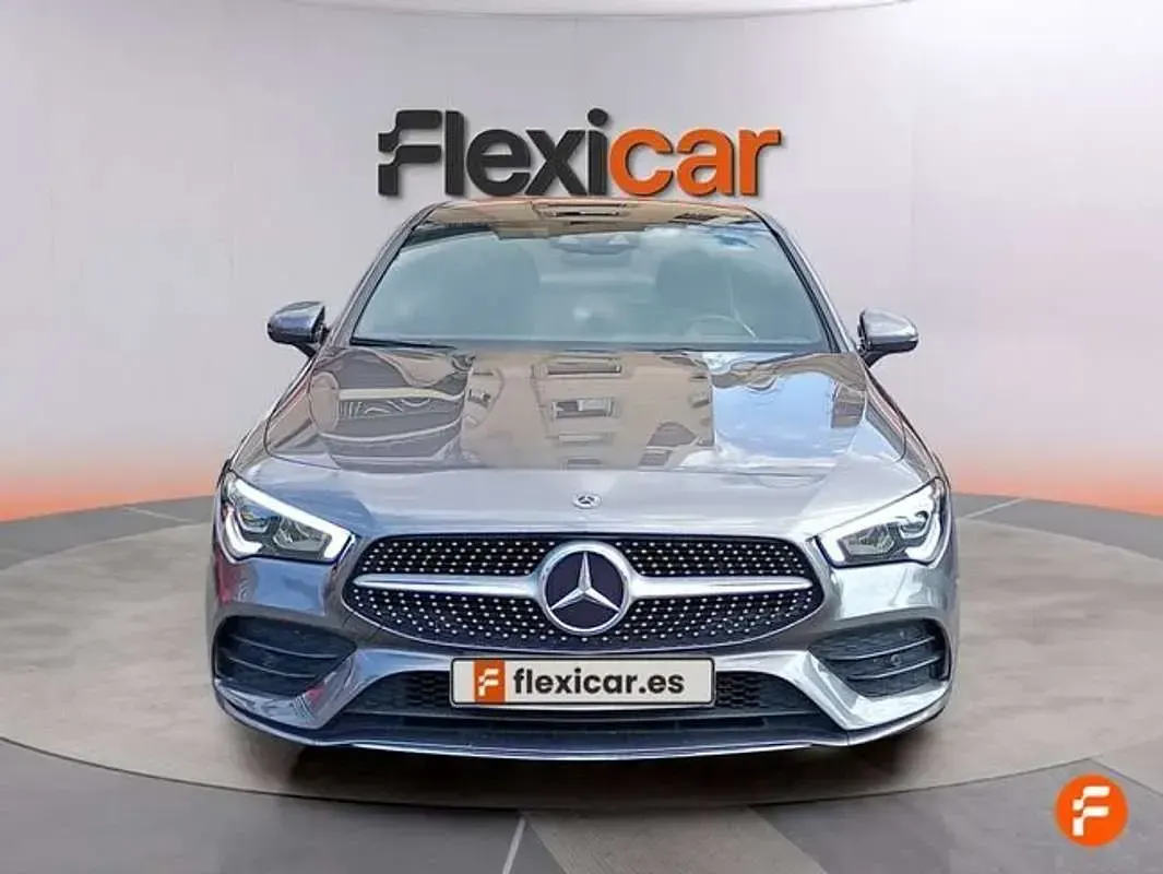 Usado Mercedes CLA200 163 CV (119 kW) 2020 Gris Coupe
