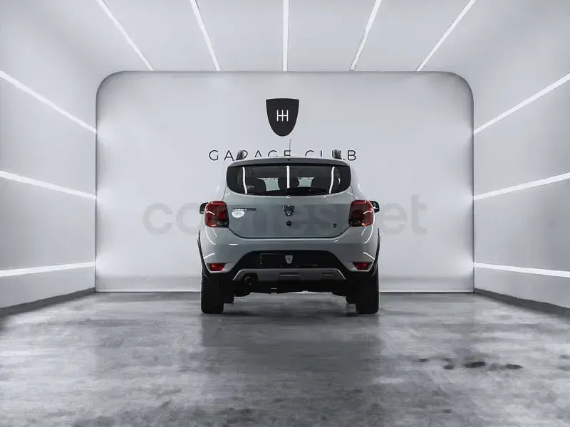 Usado Dacia Sandero Essentiel 90 CV (66 kW) 2019 Blanco Berlina