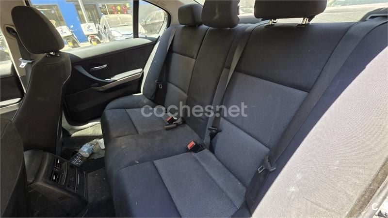 Gris / plata Usado 2006 BMW 320 Berlina | 5990 € (Buen precio) - Imagen 1/4