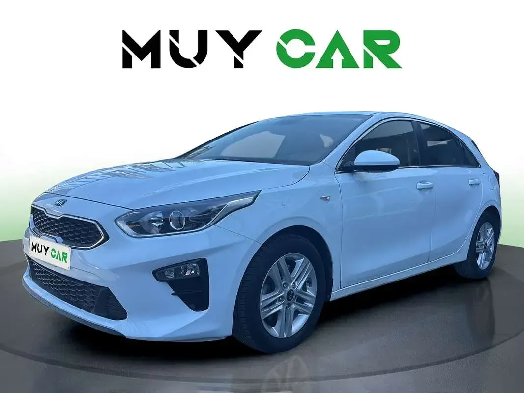 Usado Kia Ceed 120 CV (88 kW) 2021 Blanco Utilitario