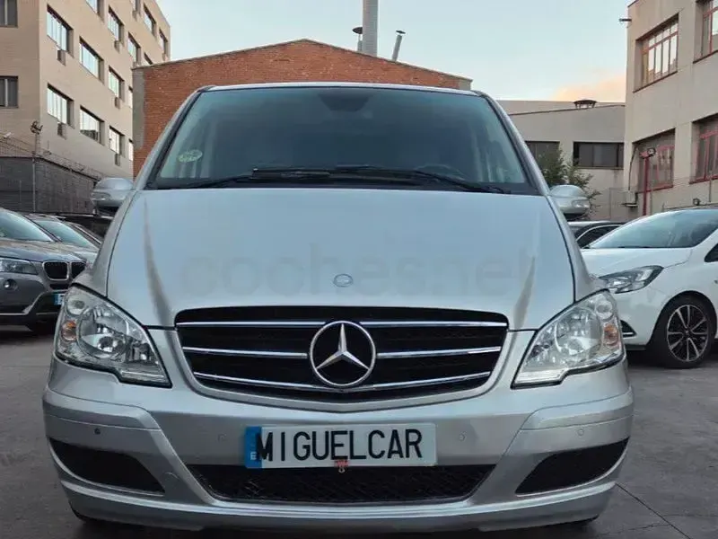 Käytetty Mercedes Viano 204 HP (150 kW) 2009 Harmaa Tila-auto