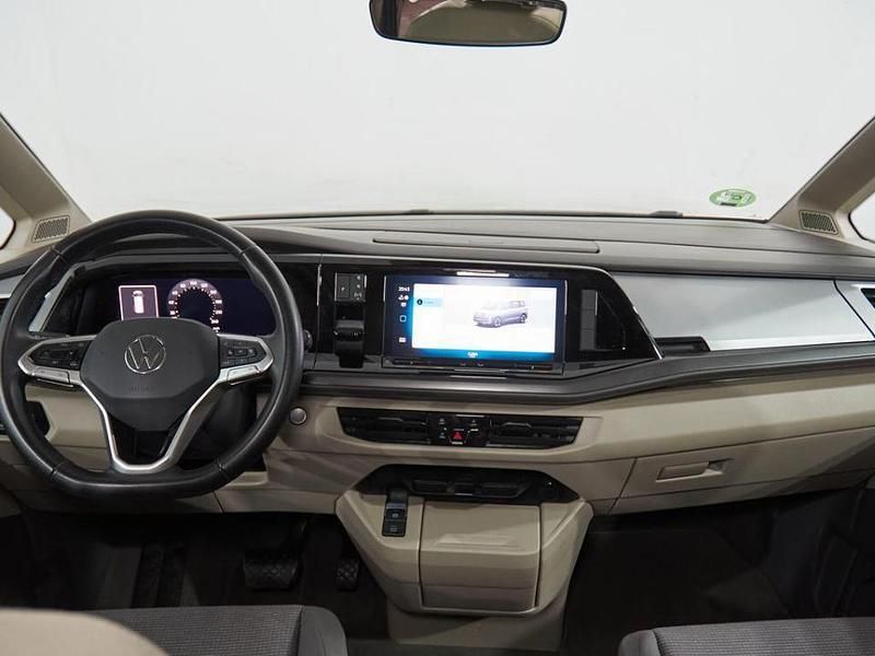 Usado VW Multivan 150 CV (110 kW) 2025 Negro Monovolumen