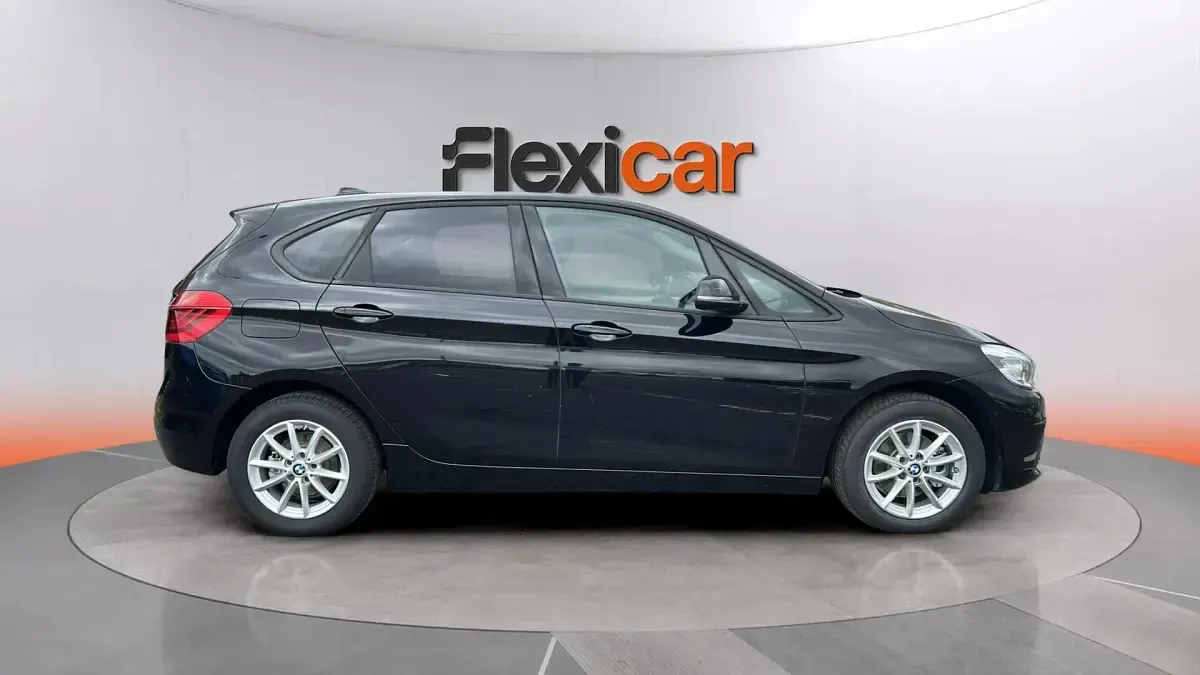 Usado BMW 216 Active Tourer 116 CV (85 kW) 2018 Negro Monovolumen