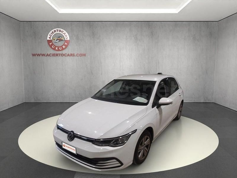 Usado VW Golf VIII Life 115 CV (84 kW) 2022 Blanco Berlina