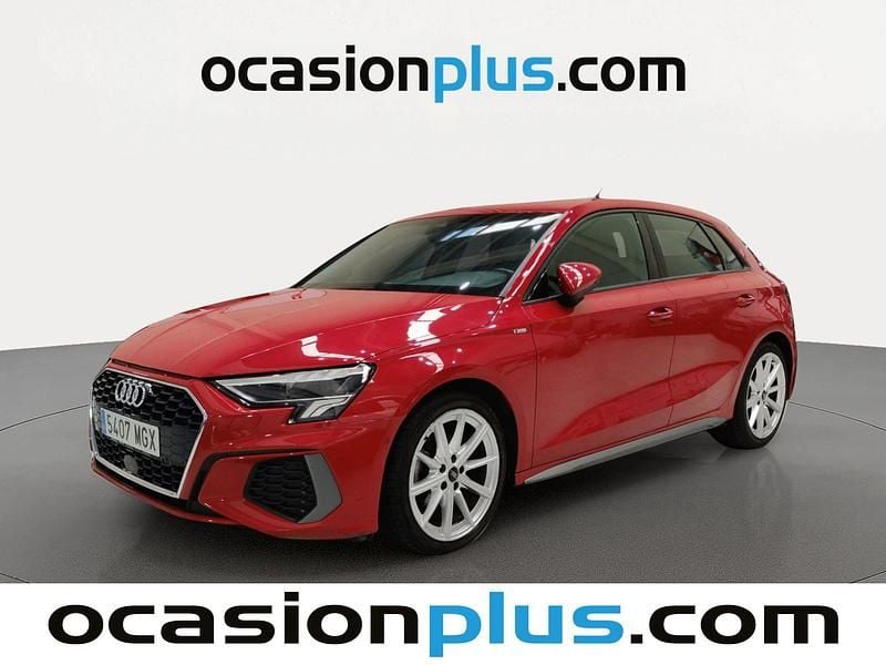 Usado Audi A3 Sportback S-Line 150 CV (110 kW) 2023 Rojo Utilitario