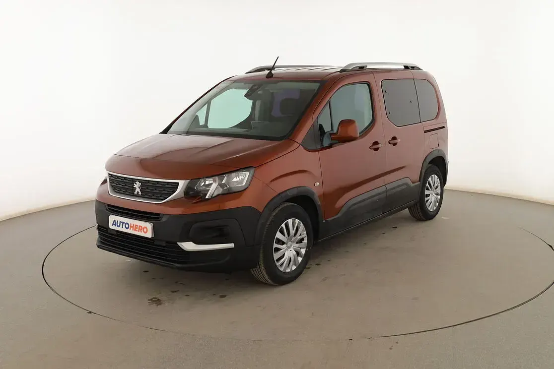 Usado Peugeot Rifter Active 102 CV (75 kW) 2019 Monovolumen