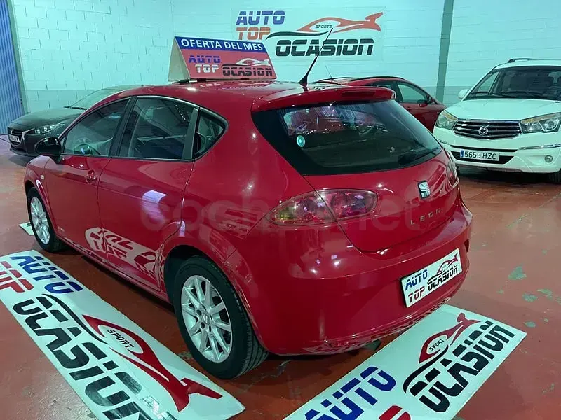 Usado Seat Leon Copa 105 CV (77 kW) 2011 Granate Utilitario