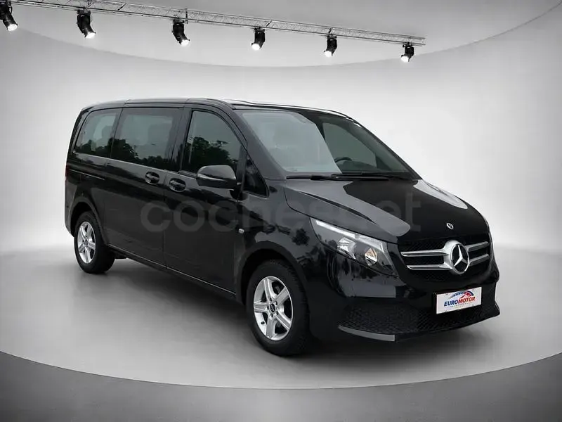 Usado Mercedes V220 Avantgarde 163 CV (119 kW) 2021 Negro Monovolumen