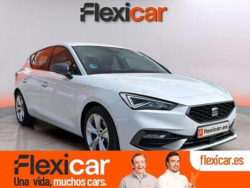 Blanco Usado 2024 Seat Leon FR Berlina | 20.990 € (Buen precio) - Imagen 1/4