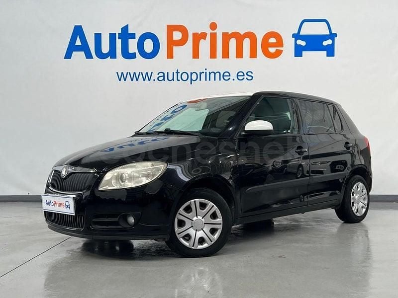 Usado Skoda Fabia 60 CV (44 kW) 2007 Negro Berlina