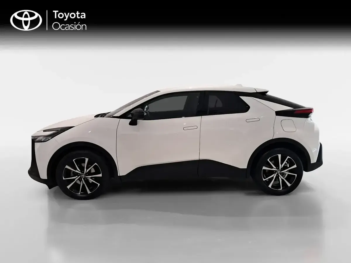 Usado Toyota C-HR Advance 72 CV (52 kW) 2025 Blanco SUV