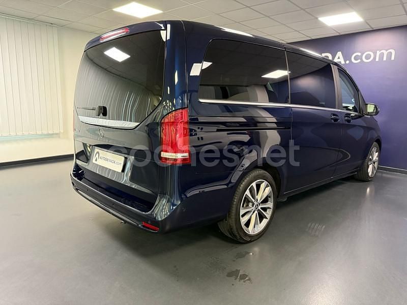 Usado Mercedes V250 Avantgarde 190 CV (139 kW) 2021 Azul Monovolumen