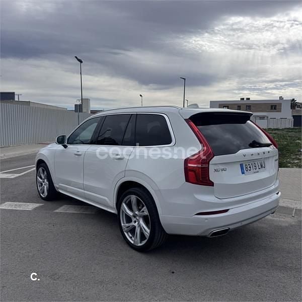 Usado Volvo XC90 Momentum 235 CV (172 kW) 2021 Blanco SUV