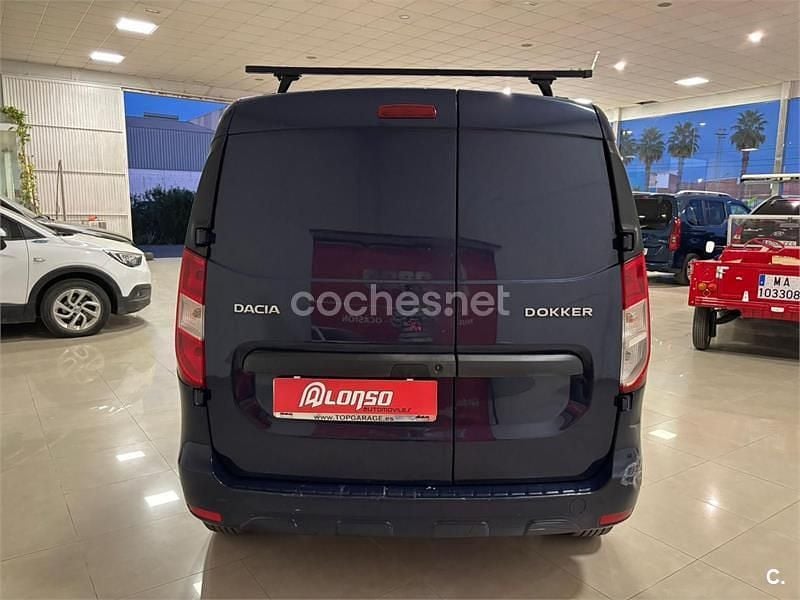 Usado Dacia Dokker Ambiance 90 CV (66 kW) 2016 Azul Monovolumen