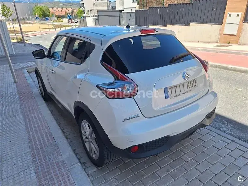 Usado Nissan Juke N-Connecta 110 CV (80 kW) 2017 Blanco SUV