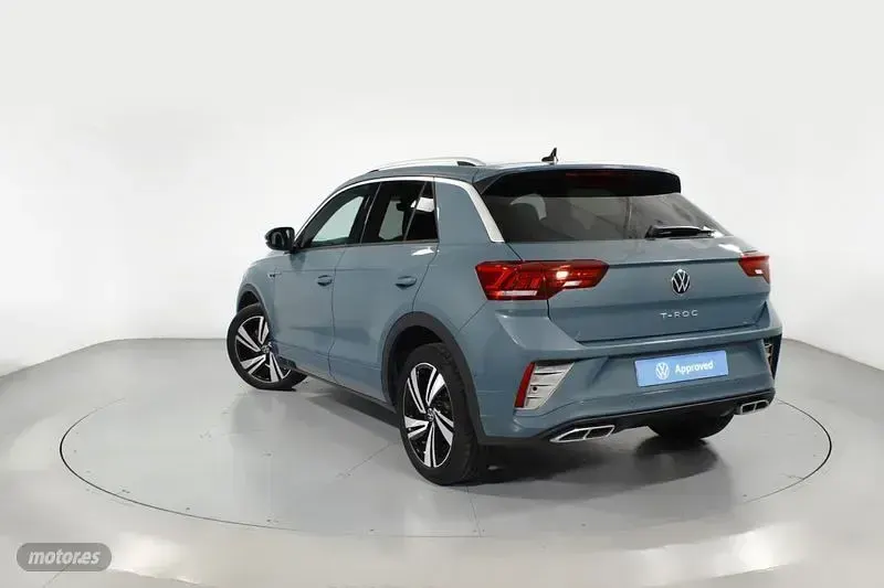 Usado VW T-Roc R-line 150 CV (110 kW) 2022 Azul SUV