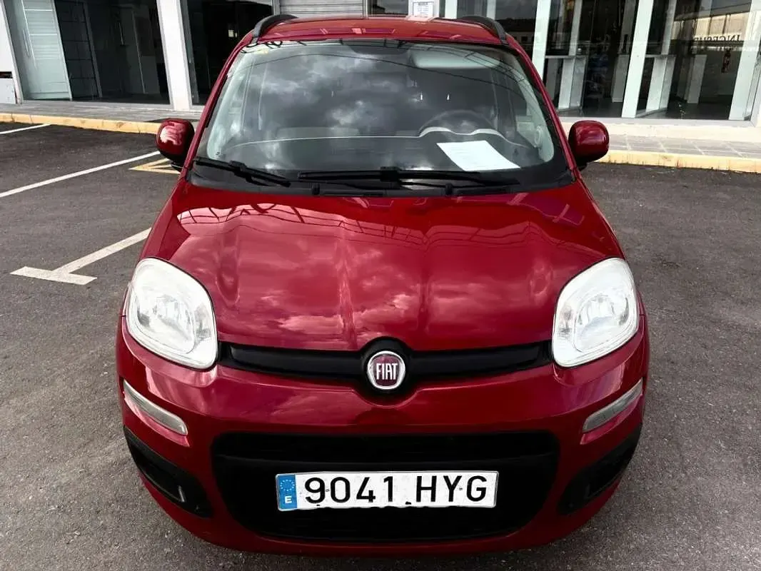 Usado Fiat Panda Pop 69 CV (50 kW) 2014 Rojo Utilitario