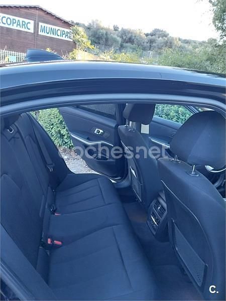Usado BMW 318 150 CV (110 kW) 2019 Negro Berlina