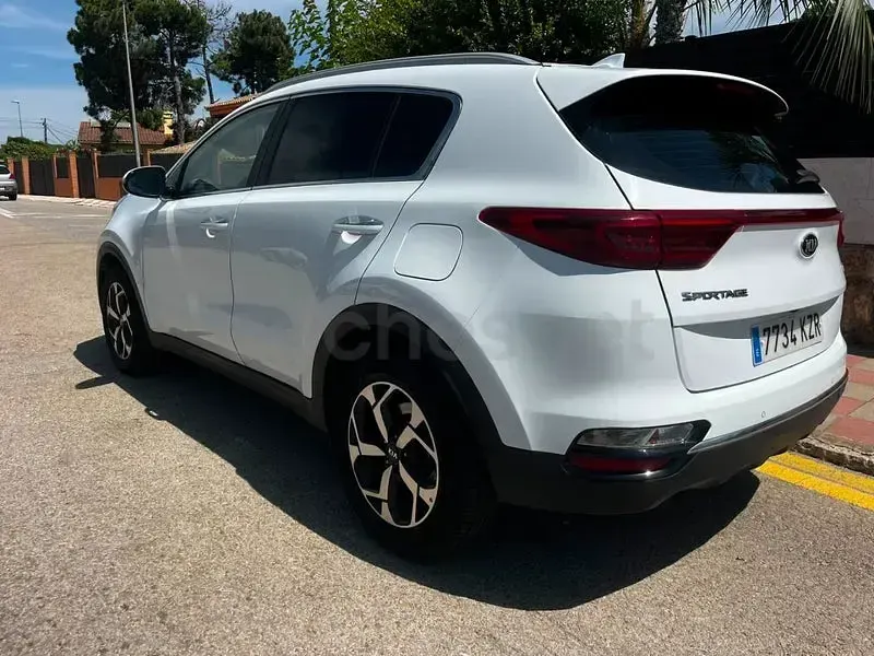 Usado Kia Sportage 136 CV (100 kW) 2019 Blanco SUV