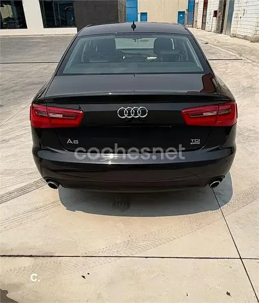 Usado Audi A6 245 CV (180 kW) 2012 Negro Berlina