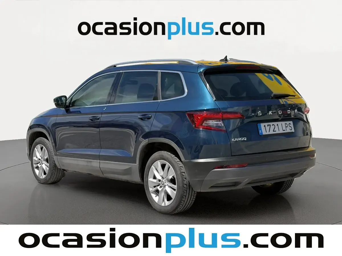 Käytetty Skoda Karoq Ambition 116 HP (85 kW) 2021 Sininen Katumaasturi