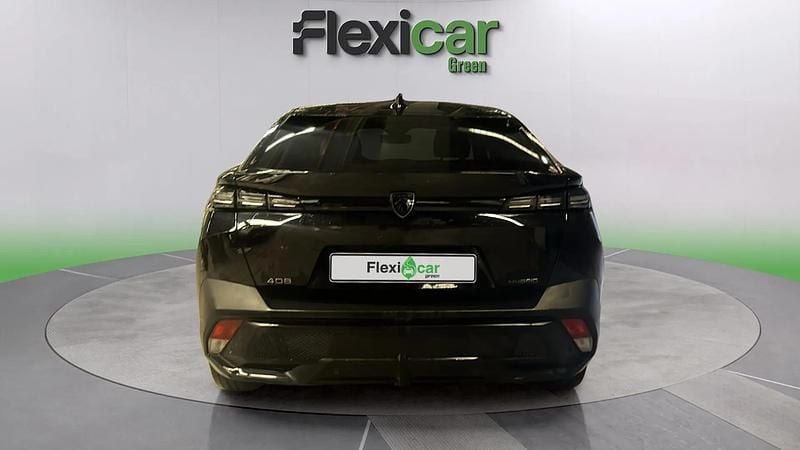 Usado Peugeot 408 Allure 181 CV (133 kW) 2023 Negro Berlina