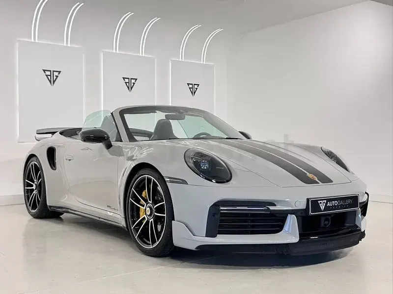 Usado Porsche 911 Turbo S Cabriolet 650 CV (478 kW) 2021 Gris / plata Descapotable