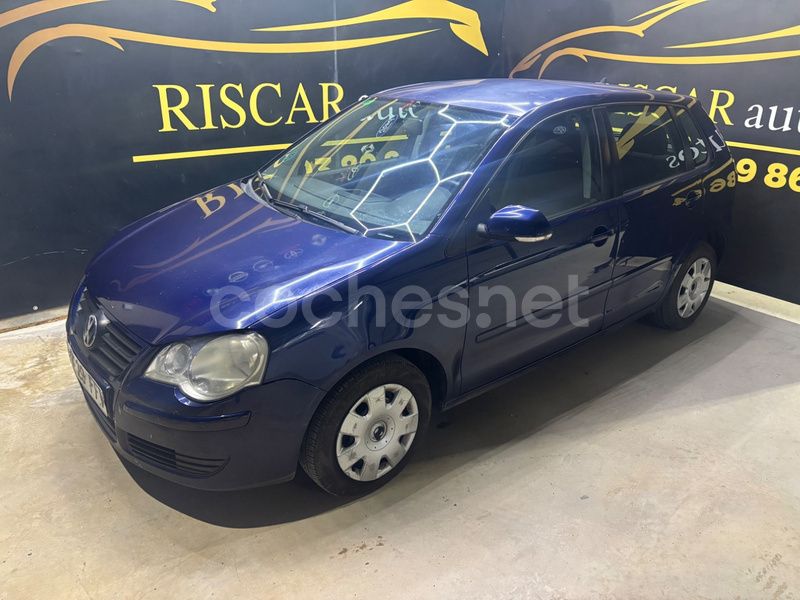 Azul Usado 2007 VW Polo Advance Berlina | 2450 € (Super precio) - Imagen 1/4