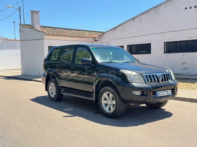 Usado Toyota Land Cruiser 166 CV (122 kW) 2006 Negro SUV