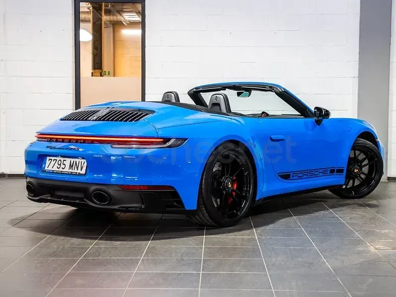 Usado Porsche 911 Carrera 4 GTS 480 CV (353 kW) 2024 Azul Descapotable