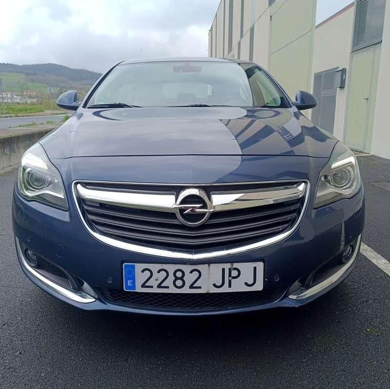 Usado Opel Insignia Selective 136 CV (100 kW) 2016 Azul Berlina