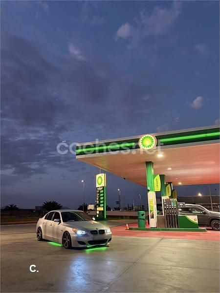 Usado BMW 530 231 CV (169 kW) 2005 Gris / plata Berlina