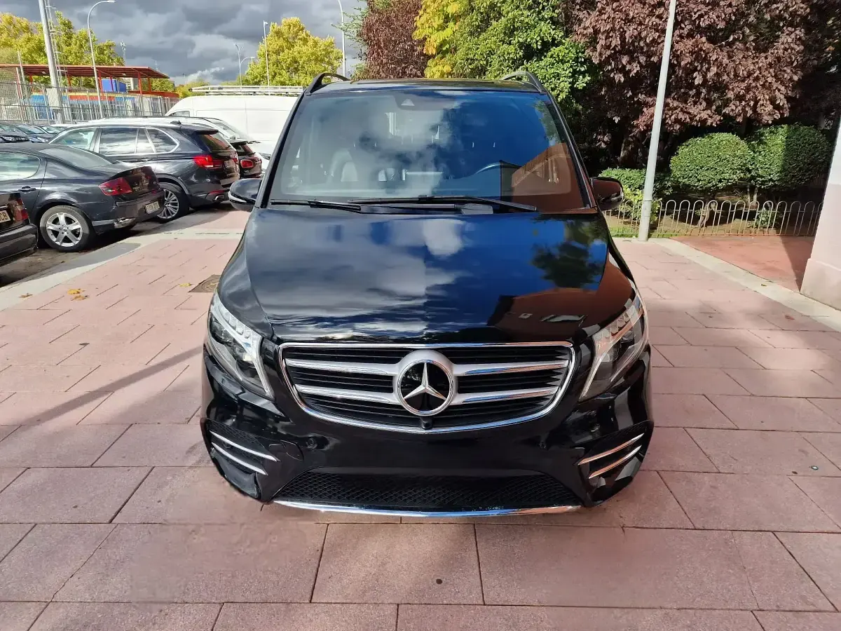 Usado Mercedes V250 Avantgarde 190 CV (139 kW) 2019 Negro Monovolumen