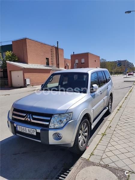 Usado Mitsubishi Montero Motion 200 CV (147 kW) 2011 Gris / plata SUV