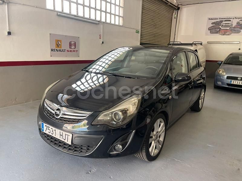 Negro Usado 2012 Opel Corsa Excellence Berlina | 5800 € (Precio justo) - Imagen 1/4