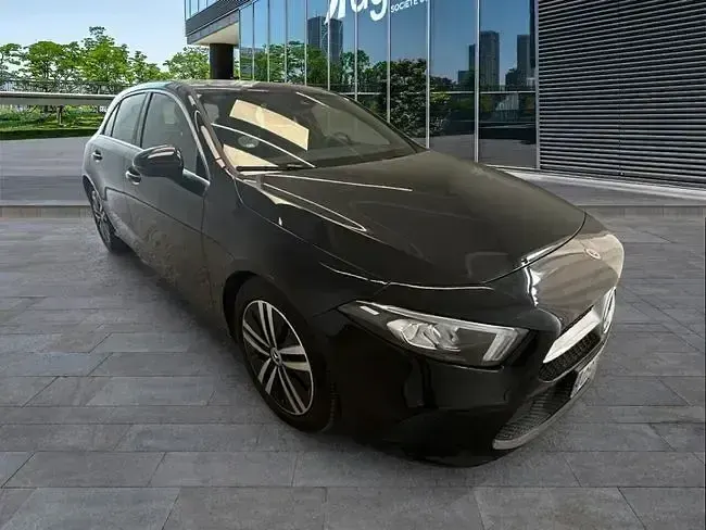 Usado Mercedes A180 136 CV (100 kW) 2022 Negro Berlina
