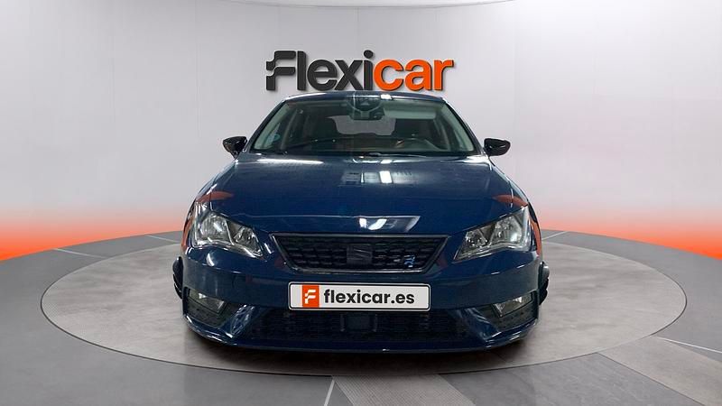 Usado Seat Leon Style 115 CV (84 kW) 2019 Amarillo Berlina