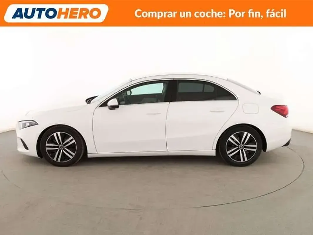 Usado Mercedes A180 Progressive 136 CV (100 kW) 2022 Blanco Berlina